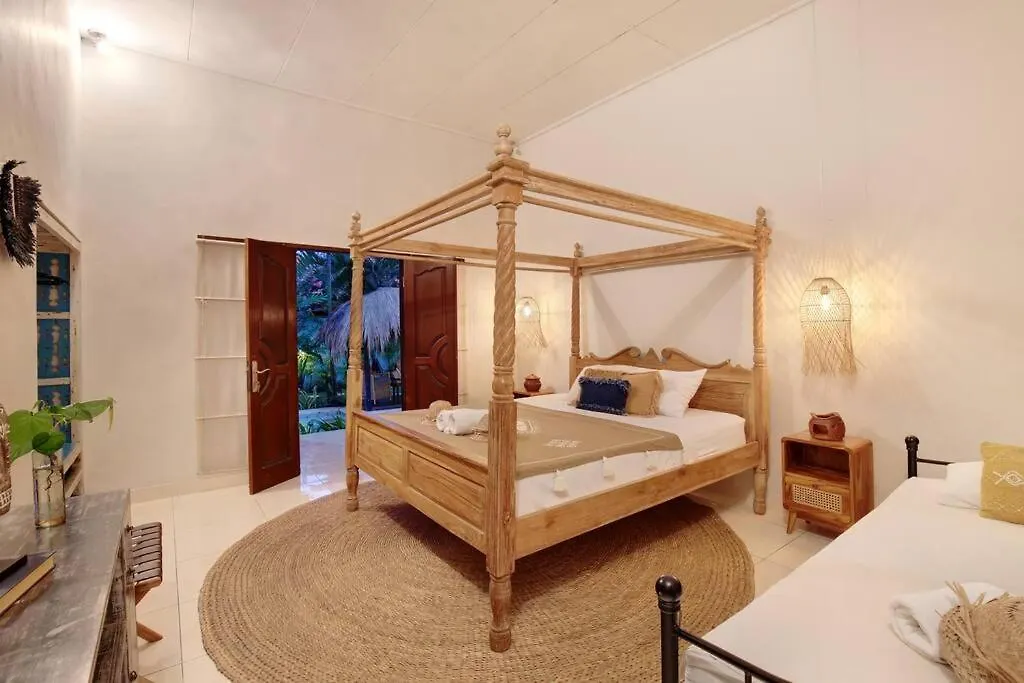 Seminyak Beach Seagrass Villa 4Br