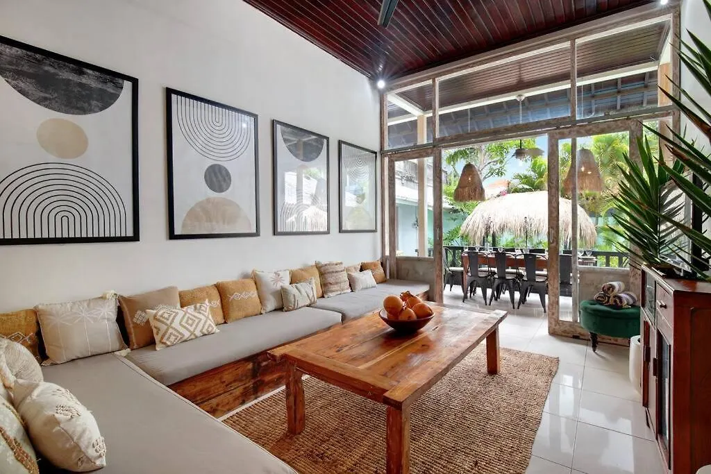 Seminyak Beach Seagrass Villa 4Br